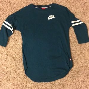 3/4 Nike tunic shirt